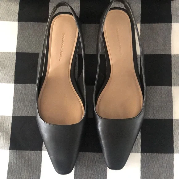 Banana Republic Black Flats - Picture 2 of 13